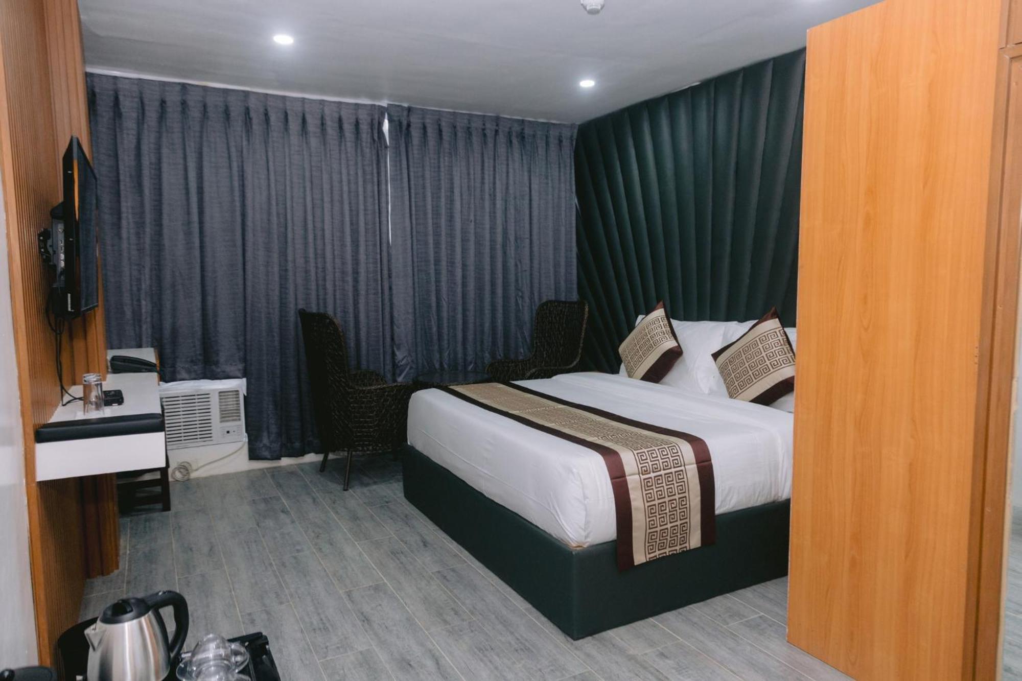Shine Boutique Hotel Tagum 外观 照片
